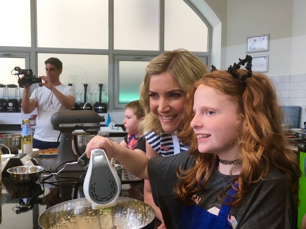 Baking with Lisa Faulkner